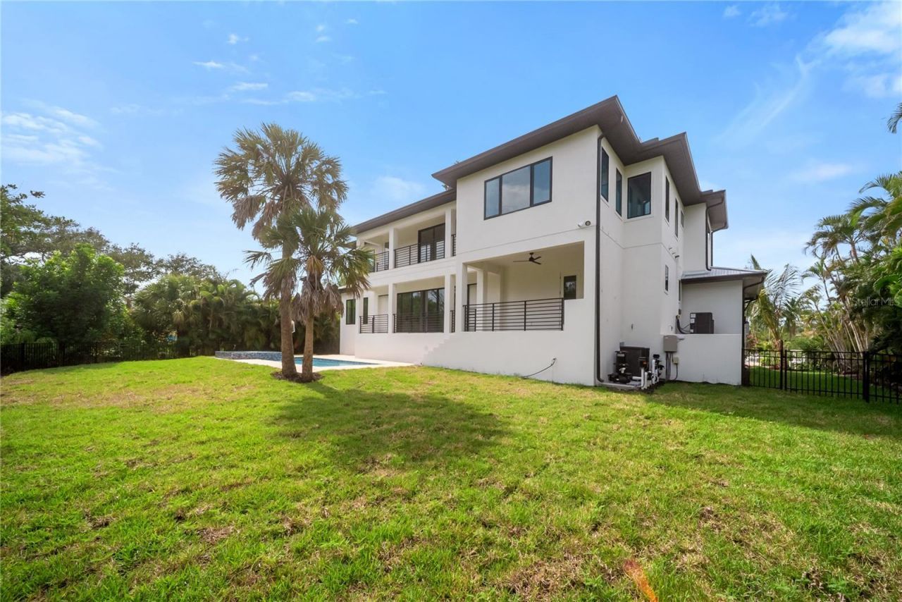 626 Buttonwood Drive, Longboat Key, FL 34228 Photo