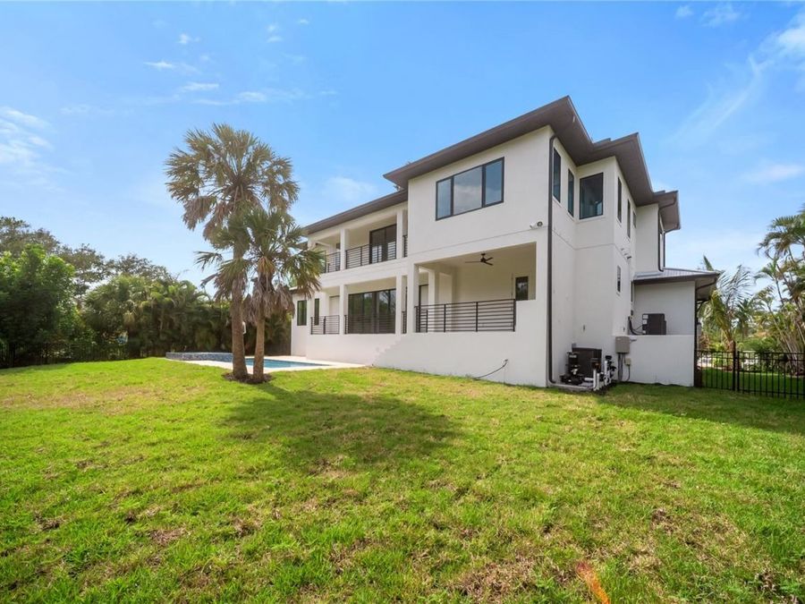 Property Image 71