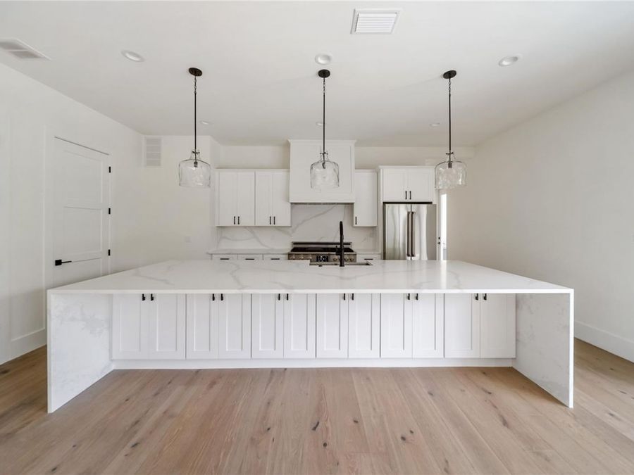 Property Image 79