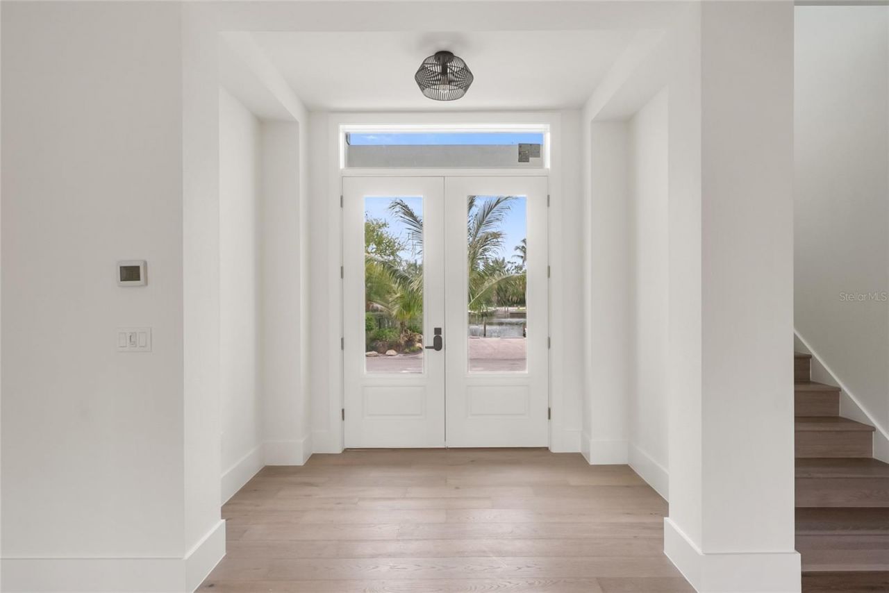 626 Buttonwood Drive, Longboat Key, FL 34228 Photo