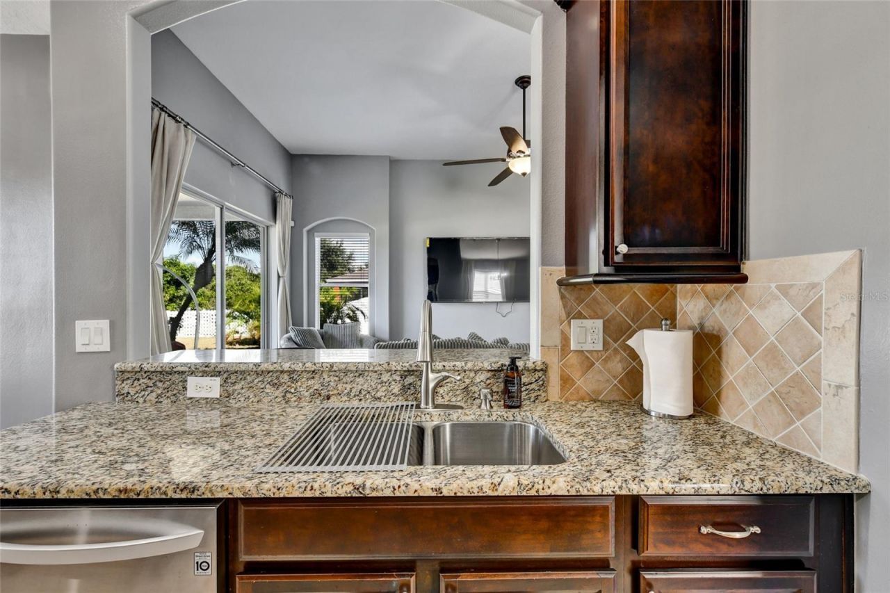 7514 Forest Mere Drive , Riverview, FL 33578 Photo