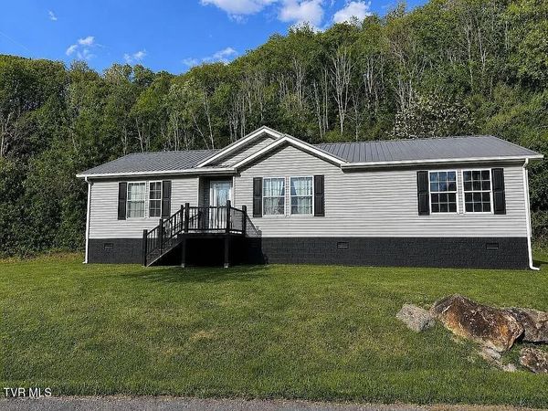 574 Charles Street, Clintwood, VA 24228