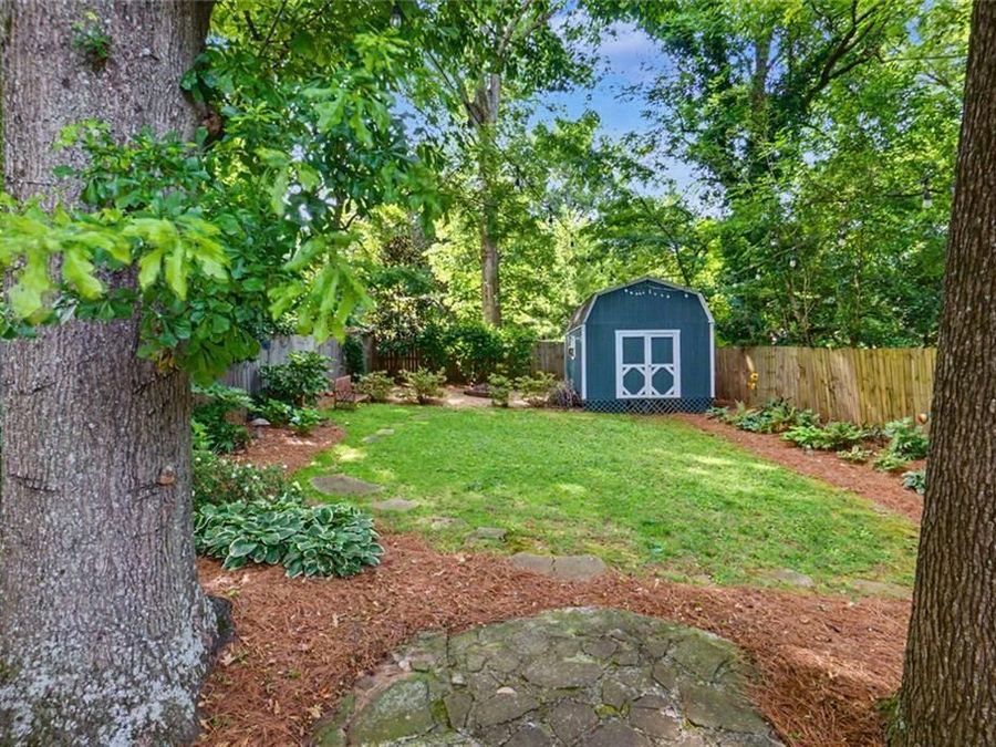 Property Image 37