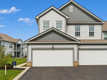 800 Redwood Lane , Lewis Center, OH 43035