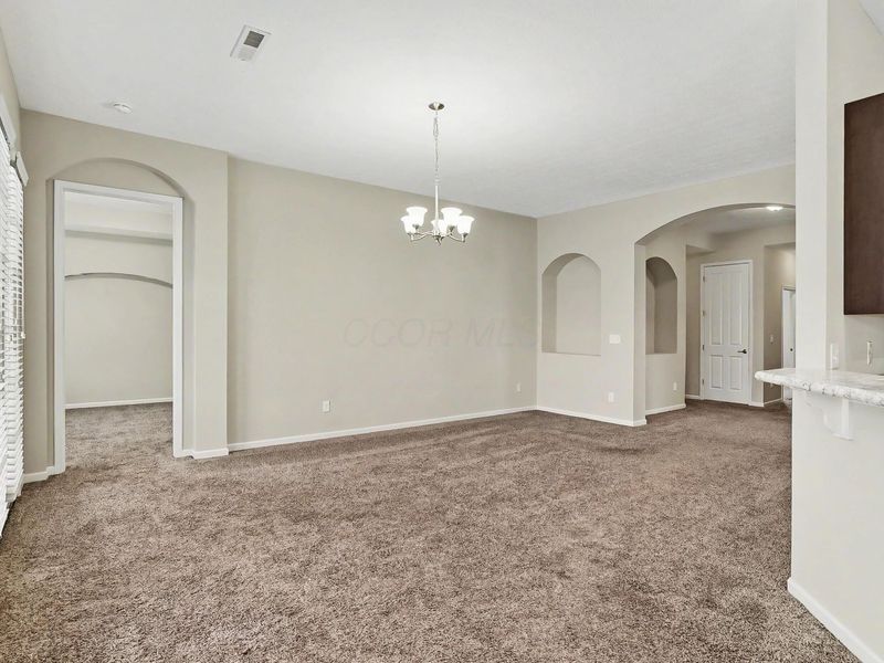 800 Redwood Lane , Lewis Center, OH 43035 Photo 13