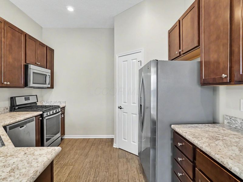 800 Redwood Lane , Lewis Center, OH 43035 Photo 19