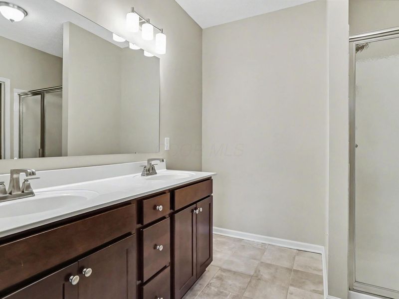 800 Redwood Lane , Lewis Center, OH 43035 Photo 28