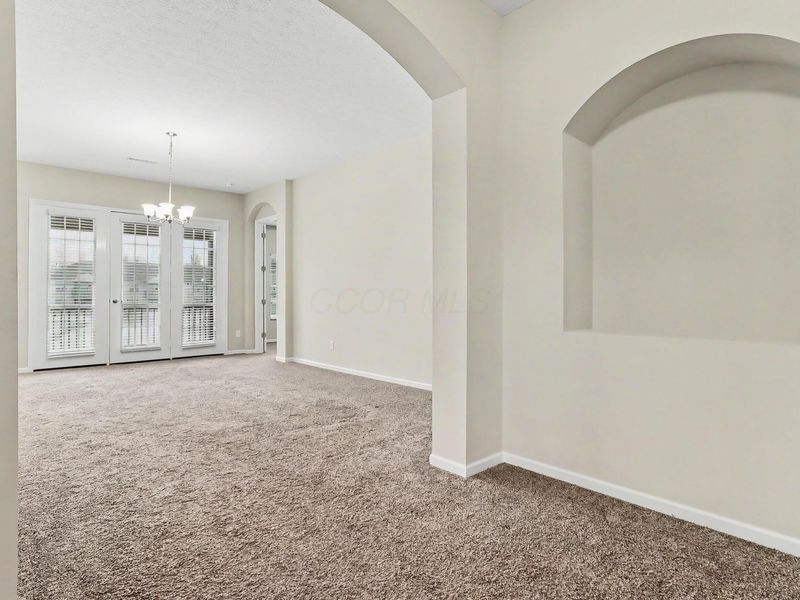 800 Redwood Lane , Lewis Center, OH 43035 Photo 5