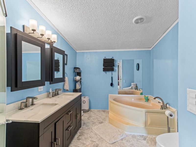 15646 State Route 720 , Lakeview, OH 43331 Photo 19