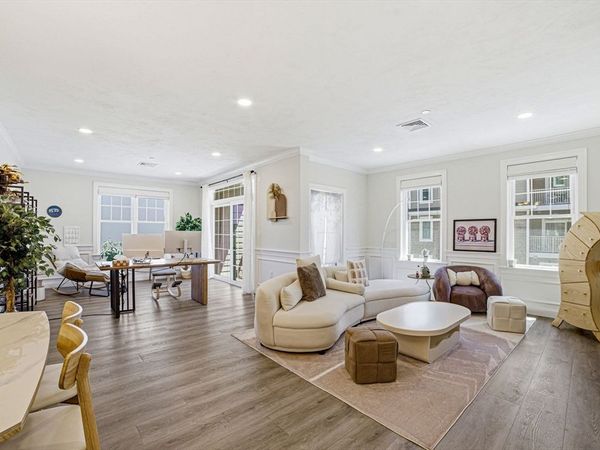 320 Middlesex Ave, Unit D208, Medford, MA 02155
