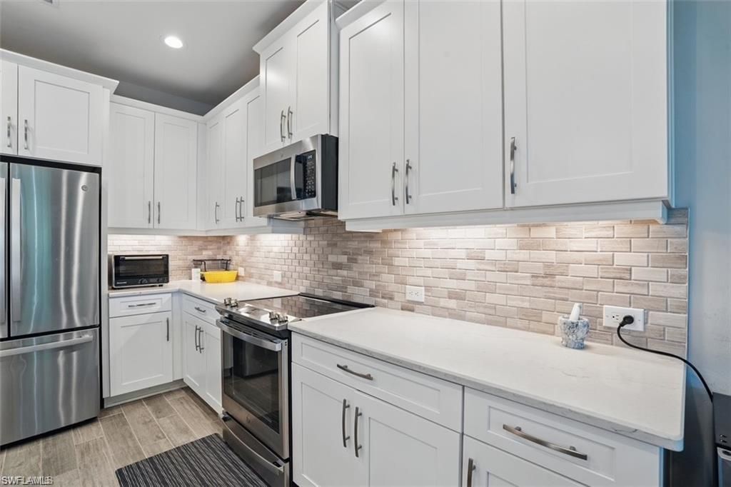 2567 Seychelles Dr, Unit 206, Naples, FL 34112 Photo