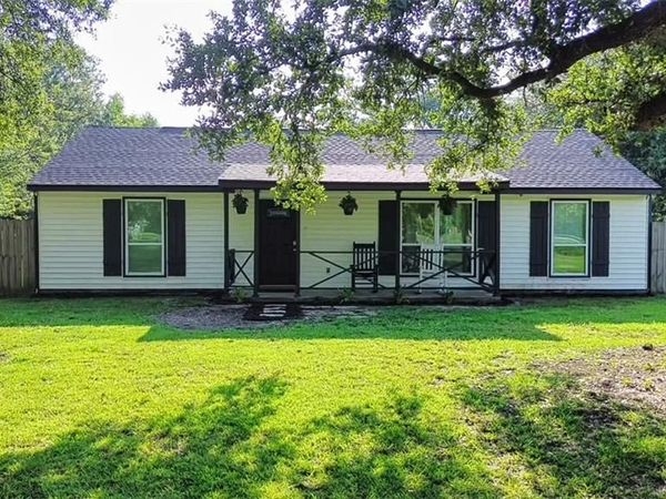 36186 JESSIE SINGLETARY Road, Pearl River, LA 70452