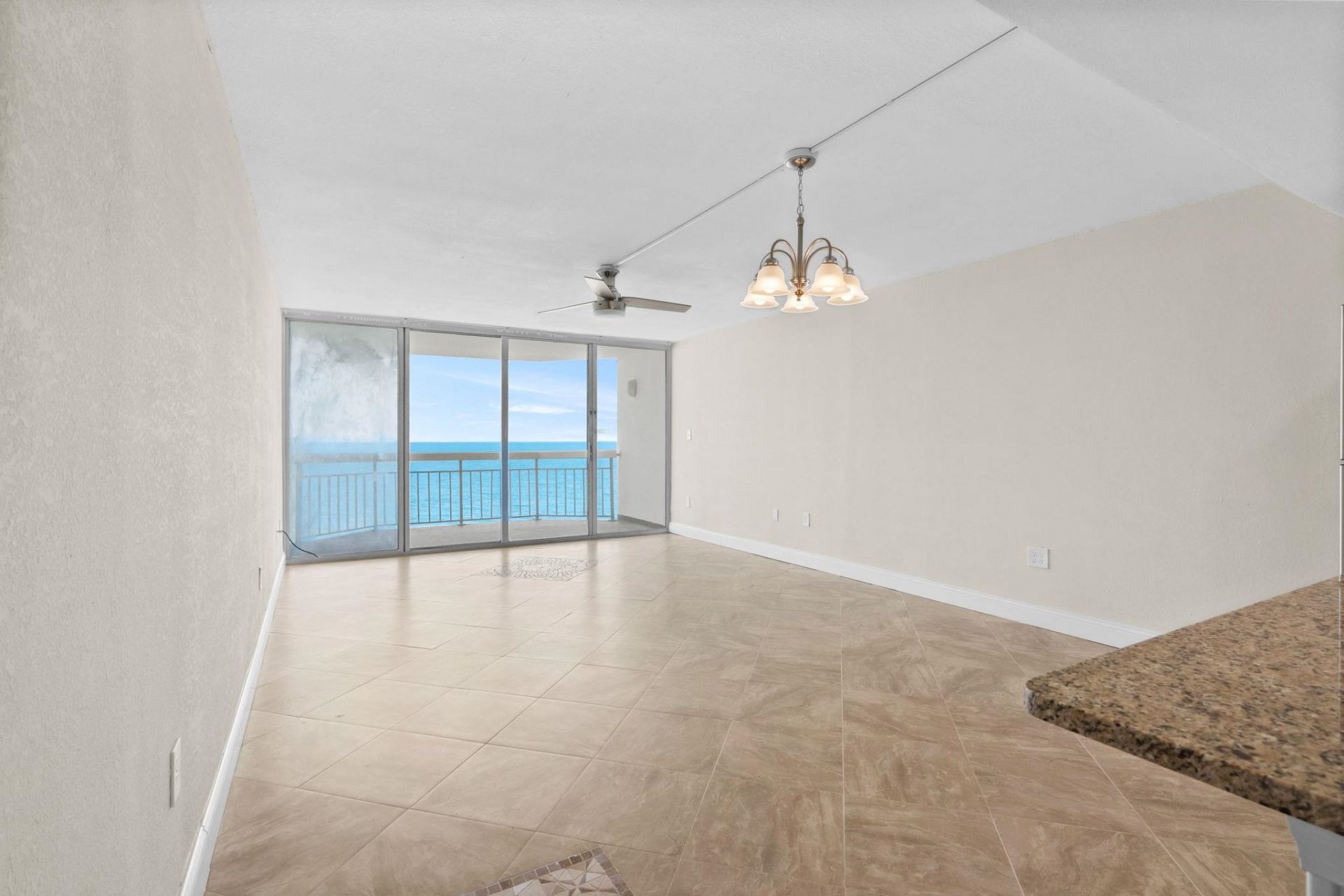 1012 N Waccamaw Dr.  Photo 5