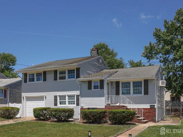 22 Webb Drive , Fords, NJ 08863