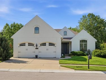 8430 N Donnelly Court, Kansas City, MO 64157