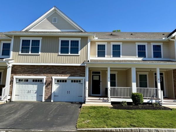 100 Baldwin Avenue, Unit 7, Woburn, MA 01801