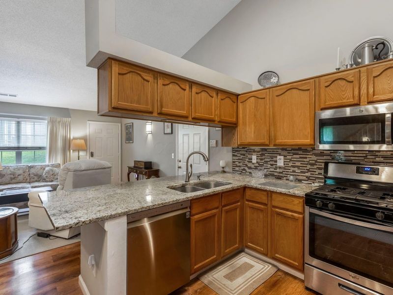 770 W Maple Street, Granville, OH 43023 Photo 10