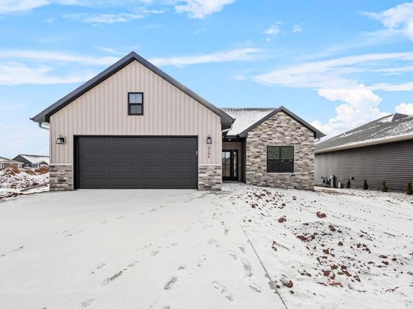 3110 LAZY OAK DRIVE, Green Bay, WI 54311