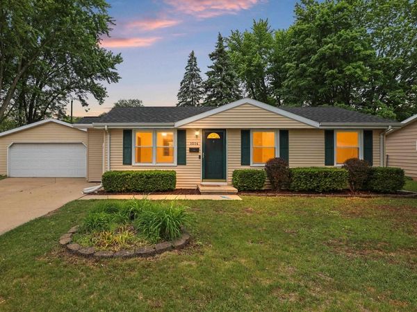 1014 WESTWOOD DRIVE, De Pere, WI 54115