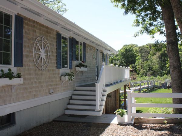 133 Edgewater Drive W, Teaticket, MA 02536