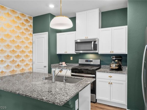 340 Larksong Avenue , Henderson, NV 89011