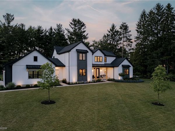 31949 Pinetree Road , Pepper Pike, OH 44124