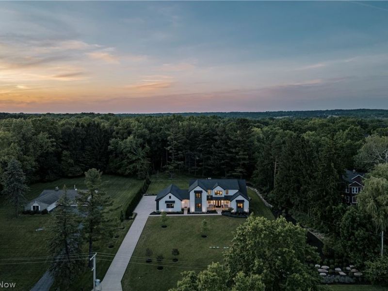 31949 Pinetree Road , Pepper Pike, OH 44124 Photo 5