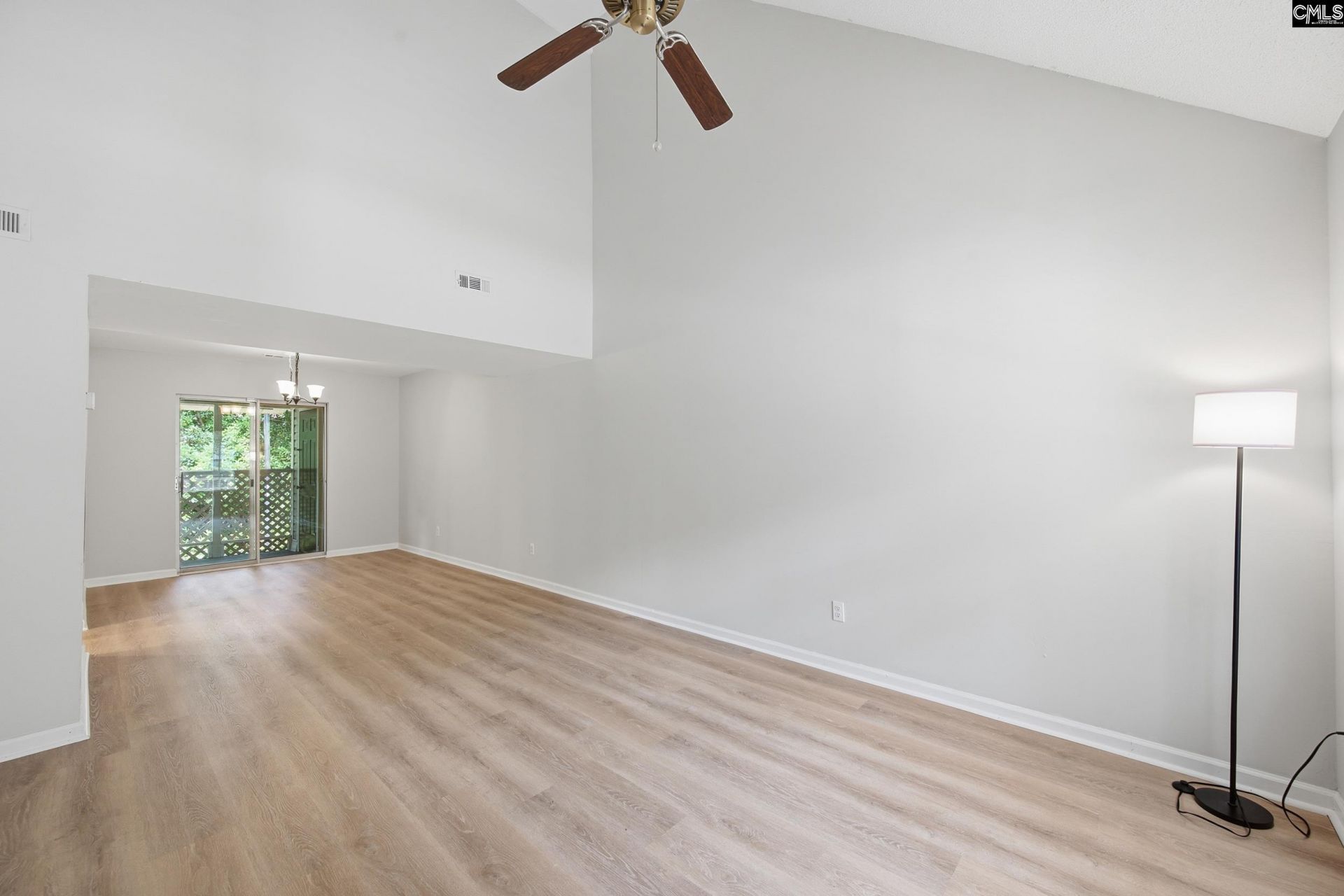 1111 Cloister Place  Photo 7