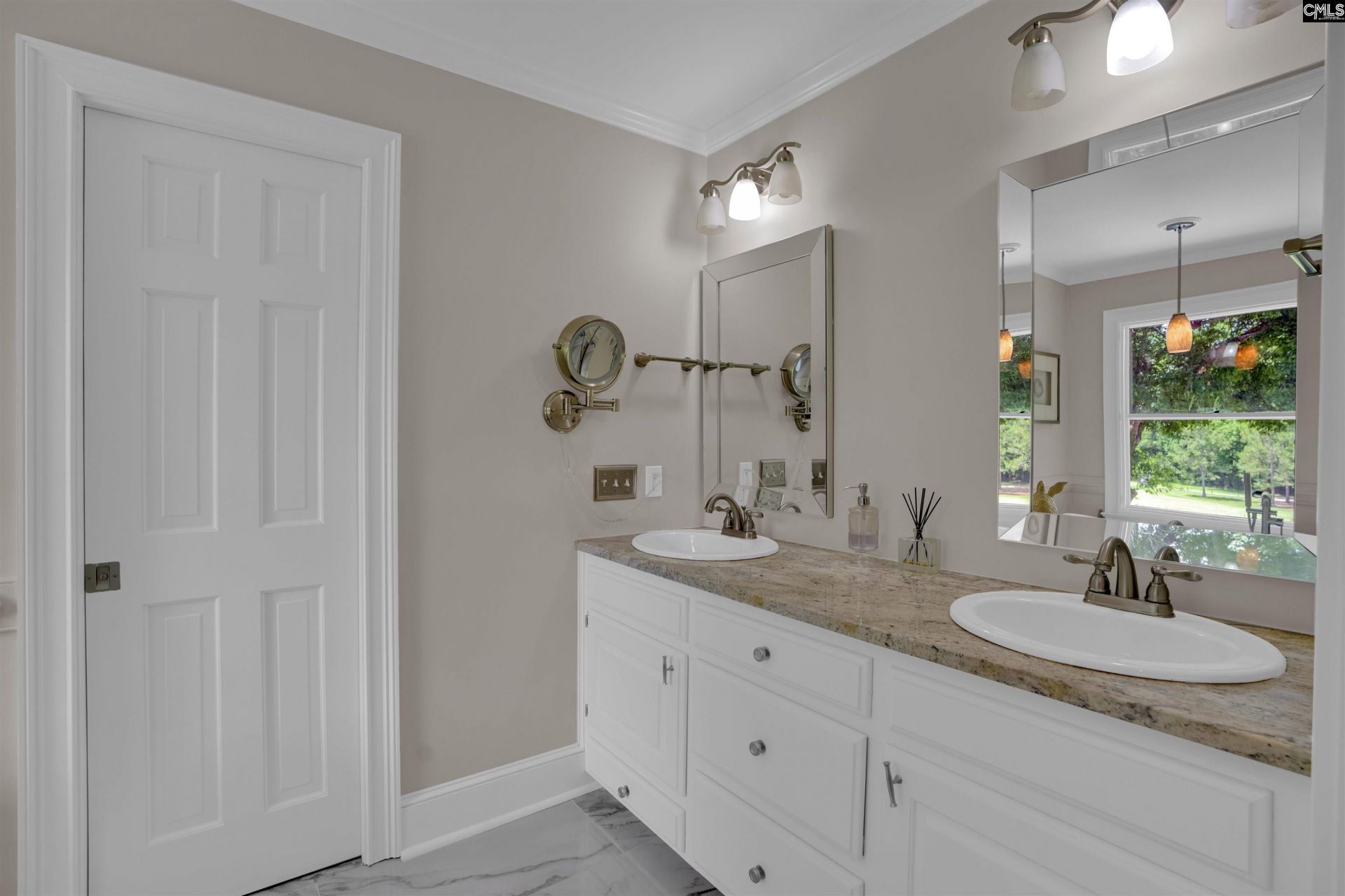 201 Muirfield Way  Photo 32