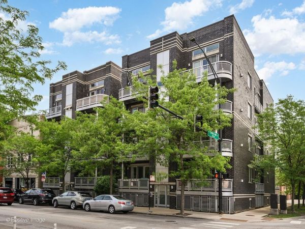 3559 W Montrose Avenue , Unit 1W, Chicago, IL 60618