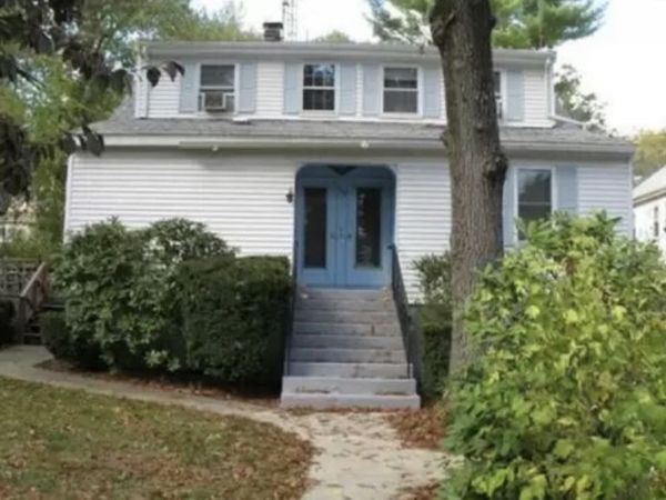 333 Village St, Unit 1, Millis, MA 02054