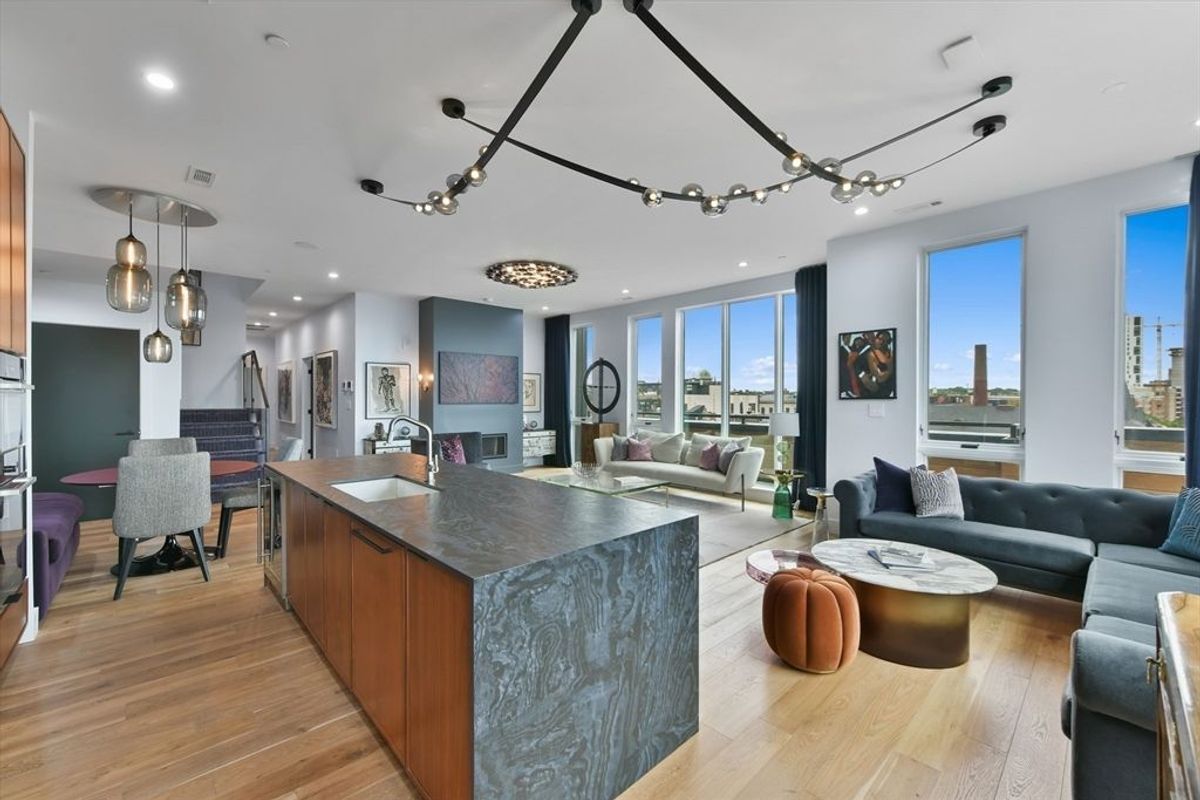 566 Columbus Ave, Boston, MA 02118-1195