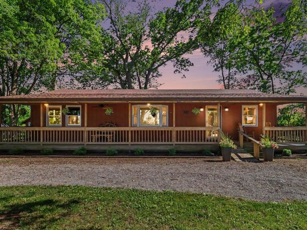 30069 Brandt Road, Colon, MI 49040