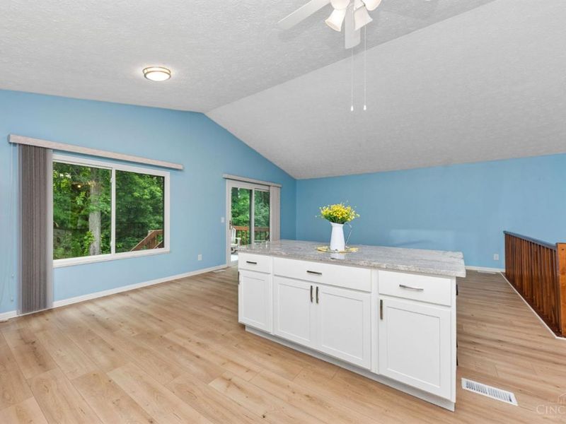 1008 Crisfield Drive, Unit 137, Union Twp, OH 45245 Photo 16