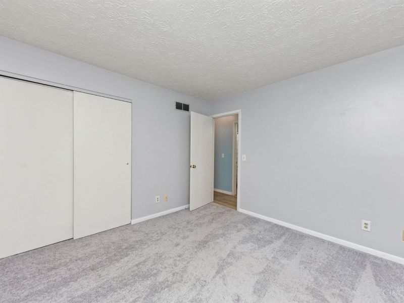 1008 Crisfield Drive, Unit 137, Union Twp, OH 45245 Photo 19