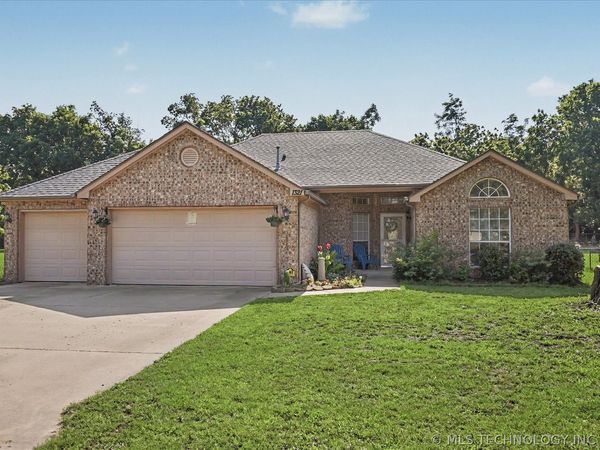 1321 S 214th West Avenue , Sand Springs, OK 74063
