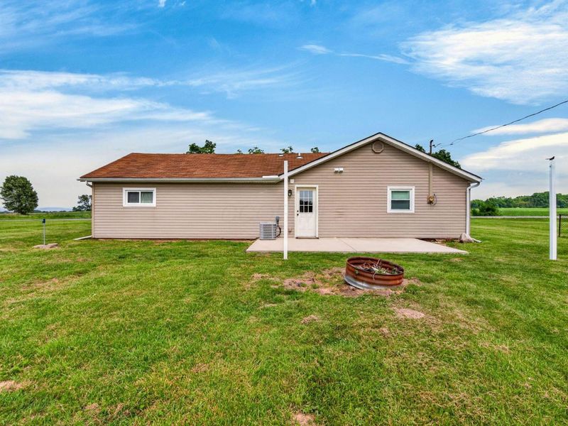 17309 Ringgold Northern Road , Ashville, OH 43103 Photo 25