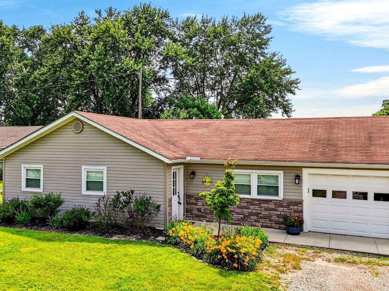 17309 Ringgold Northern Road , Ashville, OH 43103 Photo 3