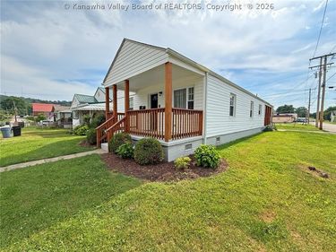 501 Abney Street, St Albans, WV 25177