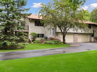 8447 Morgan Lane, Eden Prairie, MN 55347