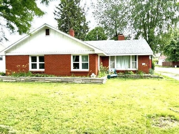 829 W Washington Street, Rensselaer, IN 47978