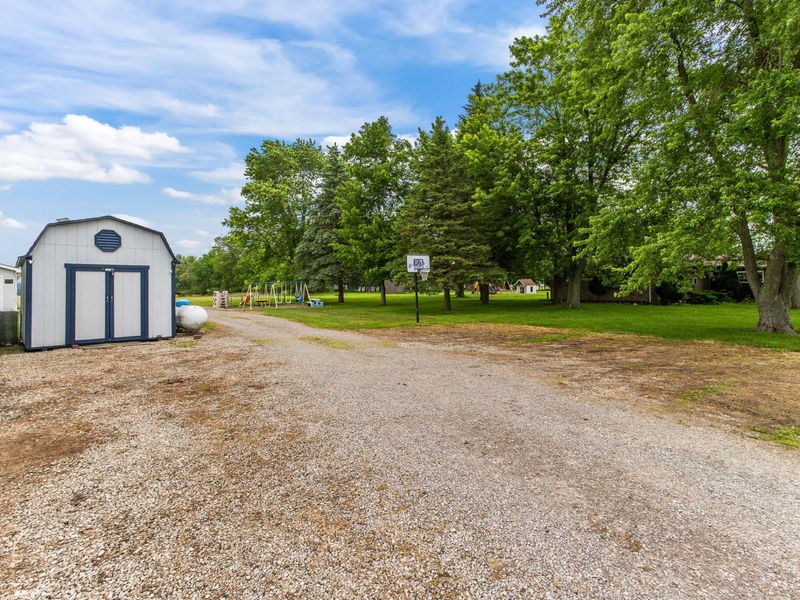 15646 State Route 720 , Lakeview, OH 43331 Photo 2