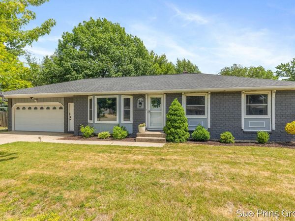 7354 S Garden Court, Jenison, MI 49428