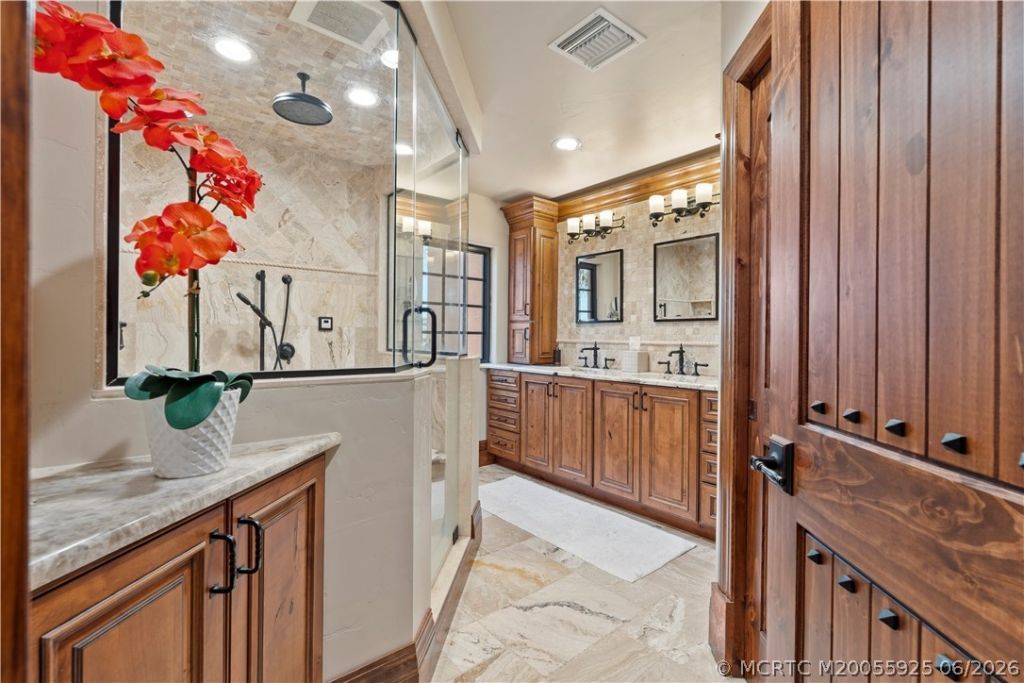 10173 S Ocean Drive, Unit D2, Jensen Beach, FL 34957 Photo