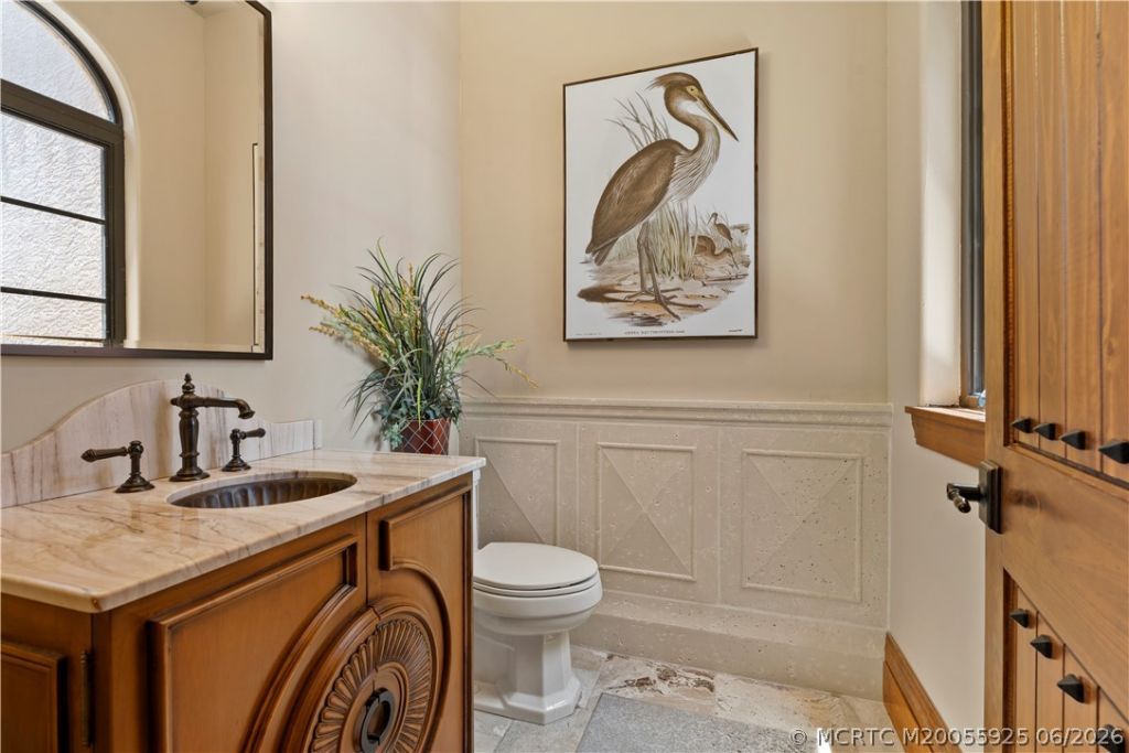 10173 S Ocean Drive, Unit D2, Jensen Beach, FL 34957 Photo