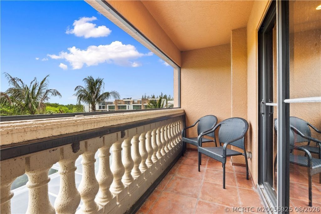10173 S Ocean Drive, Unit D2, Jensen Beach, FL 34957 Photo