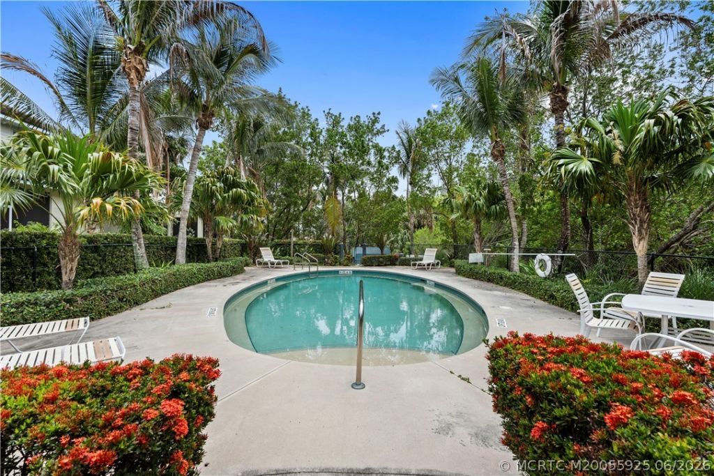 10173 S Ocean Drive, Unit D2, Jensen Beach, FL 34957 Photo