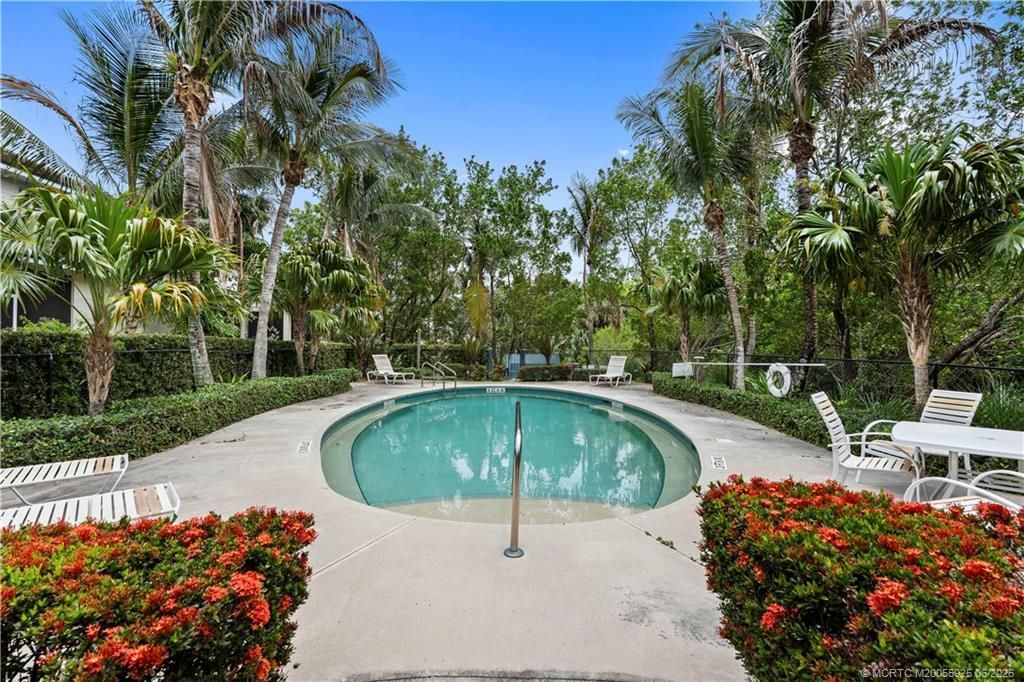 10173 S Ocean Drive, Unit D2, Jensen Beach, FL 34957 Photo