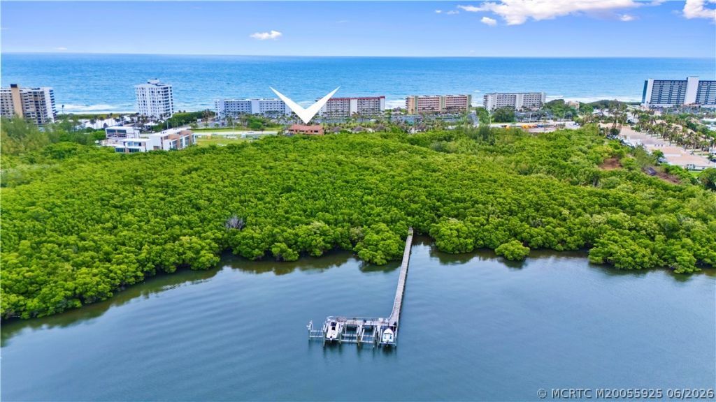 10173 S Ocean Drive, Unit D2, Jensen Beach, FL 34957 Photo