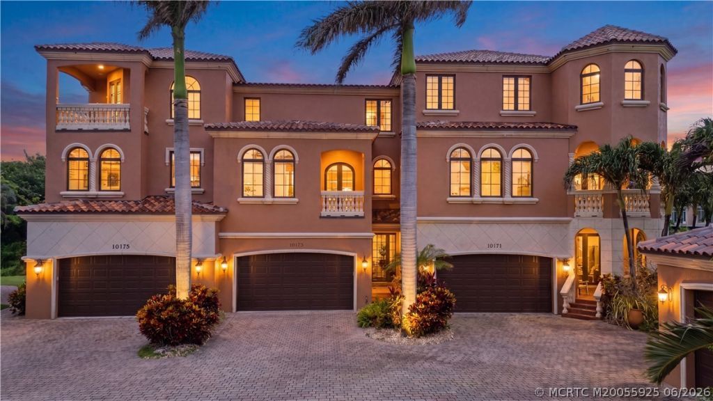 10173 S Ocean Drive, Unit D2, Jensen Beach, FL 34957 Photo